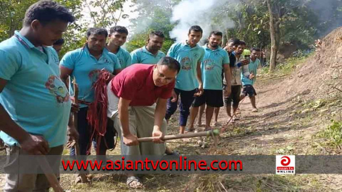 রাঙ্গুনিয়ায় ৬০ বছরের দুঃখ ঘুচল স্বেচ্ছাশ্রমে নির্মিত রাস্তায়