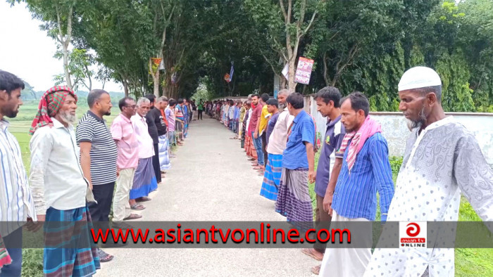 শৈলকুপায় নির্বাচন পরবর্তী সহিংসতা বন্ধের দাবিতে মানববন্ধন