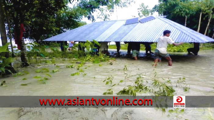 ধরলার পানি বিপৎসীমার ওপরে, কয়েক হাজার পরিবার পানিবন্দী