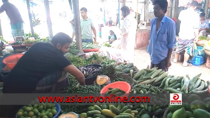 ফরিদপুরে সপ্তাহের ব্যবধানে ঊর্ধ্বমুখী শাক-সবজির দাম