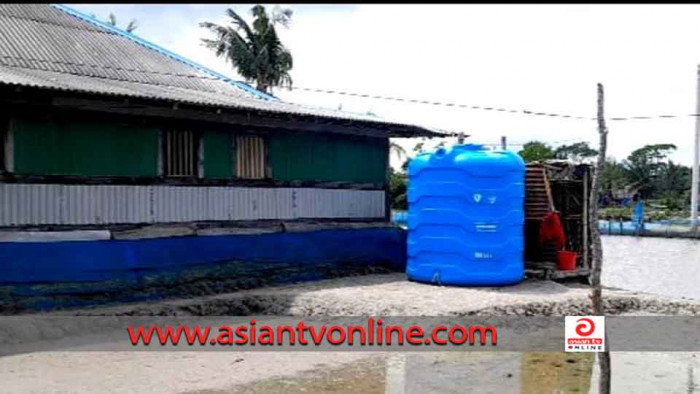 রামপালে অতিরিক্ত টাকা নিয়ে পানির ট্যাঙ্ক বিতরণের অভিযোগ