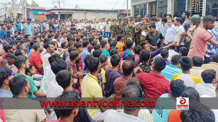 নরসিংদীতে সেনাবাহিনীর মধ্যস্থতায় চালু ৩০০ ফ্যাক্টরি