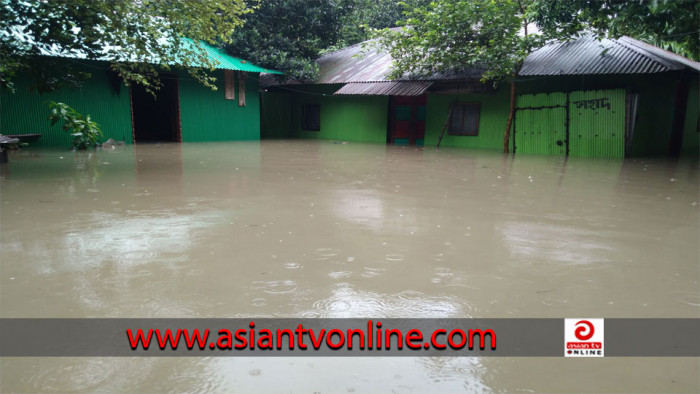 নাঙ্গলকোটে বন্যা ভয়াবহ রূপ নিচ্ছে, বিদ্যুৎহীন পুরো উপজেলা