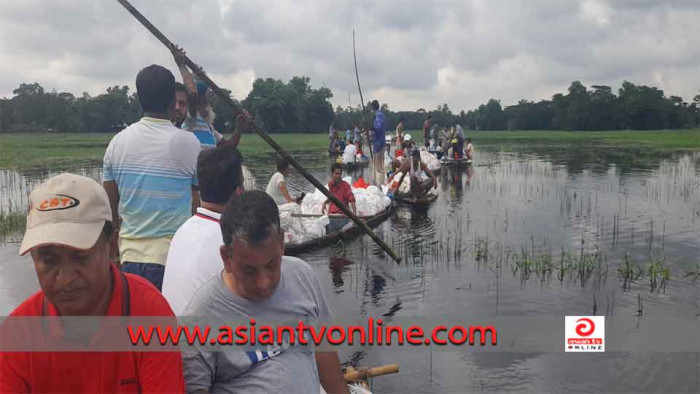 নোয়াখালীর আশ্রয়কেন্দ্রেগুলোতে ঠাঁই নেই