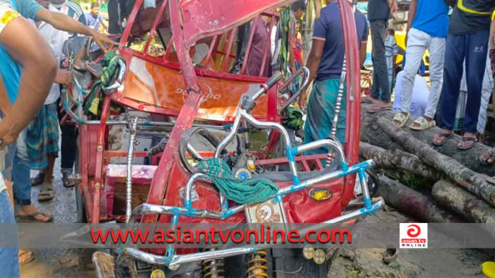 ফকিরহাটে ইজিবাইক-পিকআপ সংঘর্ষে নারীসহ নিহত ৪