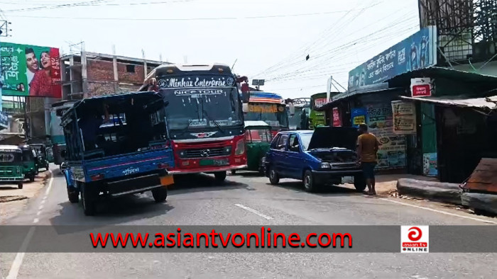 রাঙামাটিতে শুরু হয়েছে যান চলাচল, কাটেনি আতঙ্ক