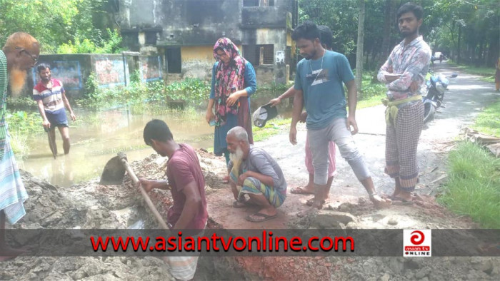 খোকসা পৌরসভার জলাবদ্ধতা পরিদর্শন করলেন পৌর প্রশাসক