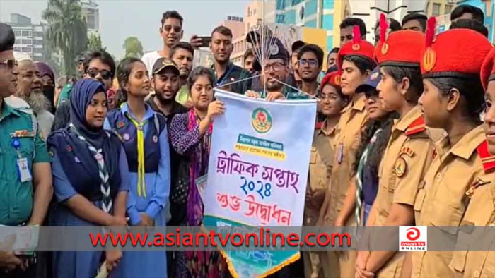 খুলনায় ট্রাফিক সপ্তাহ উপলক্ষে র‌্যালি অনুষ্ঠিত