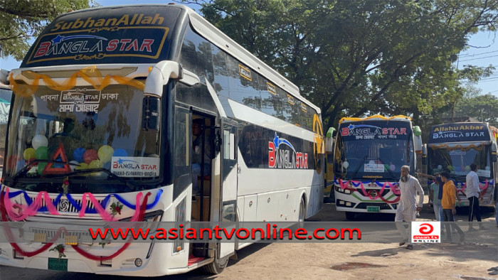 ঈশ্বরদীতে বাংলা স্টার বিলাসবহুল পরিবহনের যাত্রা শুরু