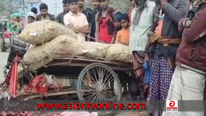 শিবগঞ্জে ট্রাকের নিচে চাপাপড়ে প্রাণ হারালেন ভ্যানচালক