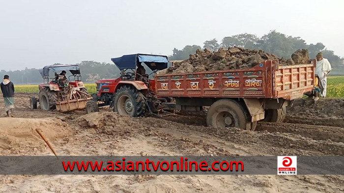 চাঁপাইনবাবগঞ্জে পদ্মার মাটি হরিলুটের ঘটনা তদন্তে আদালতের নির্দেশ