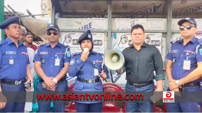 সাটুরিয়ায় পবিত্র ঈদুল ফিতর ও রমজান উপলক্ষে মাঠে নেমেছে মানিকগঞ্জ জেলা পুলিশ